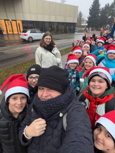 77d470b5-3242-4bf4-a638-5e70c554ccb0